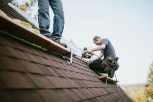 Local Roofers in Manzanita, CA